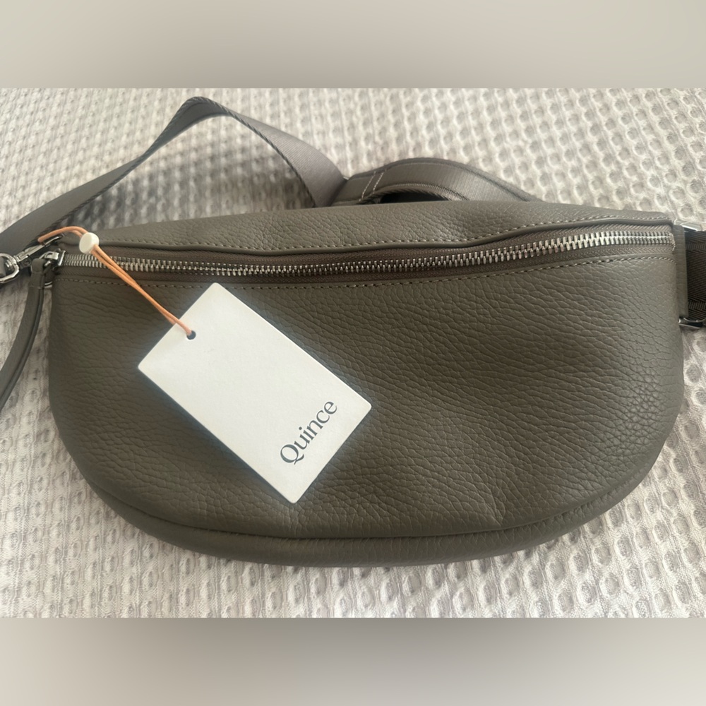 Quince Italian Pebbled Leather Sling Bag Grey - Picture 7 of 10